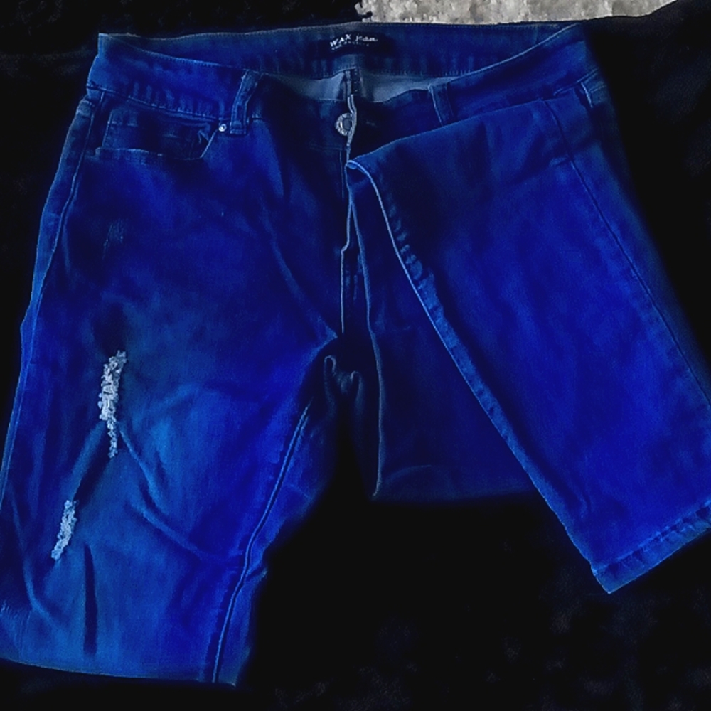 Blue skinny jeans